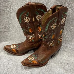 Tony Lama cowboy boots